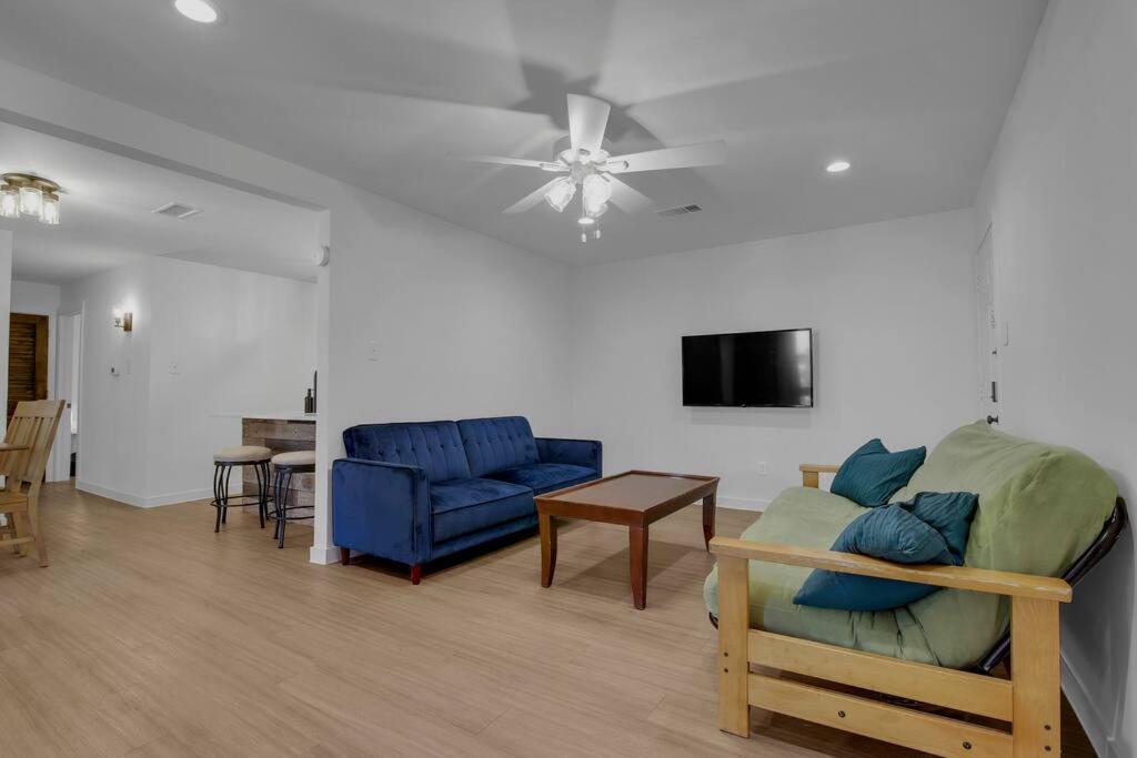 Condo Near Downtown Austin! 外观 照片