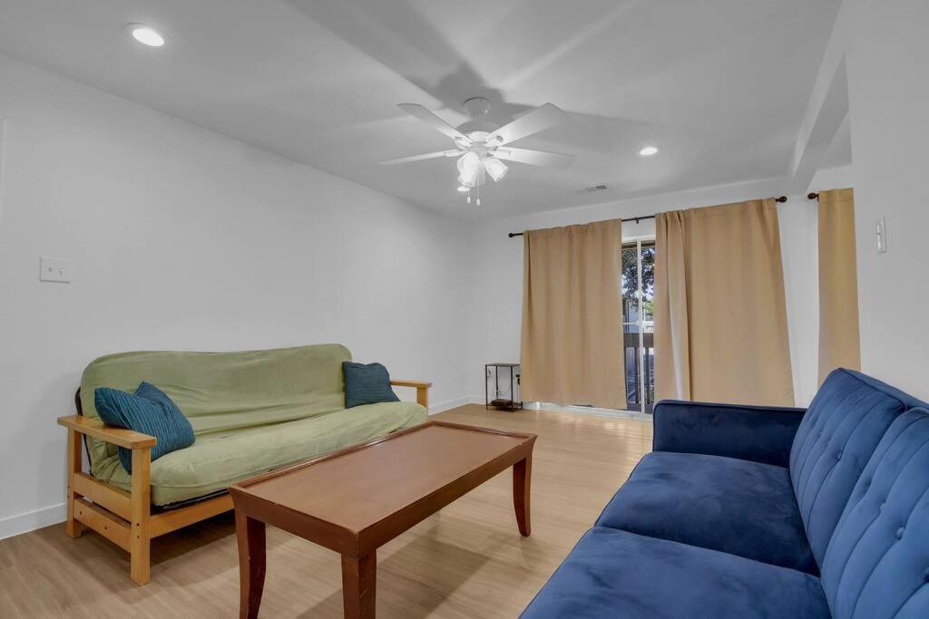 Condo Near Downtown Austin! 外观 照片